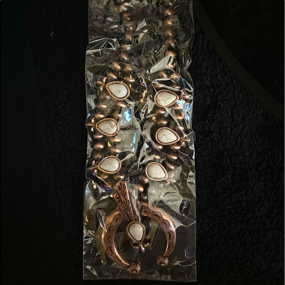 Navajo Bronze , white howlite white half moon Bottom Necklace - Picture 4 of 9